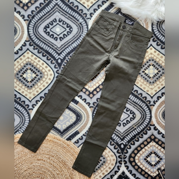 NWOT x2 Mens Skinny Jeans - Picture 3 of 9